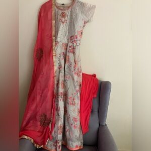 Anarkali set (frock style tunic with bottoms and scarf) size xxl (12-14)